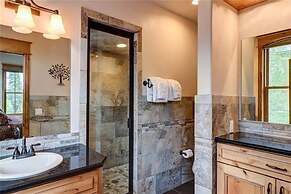 The Luxurious Lincoln Hot Tub