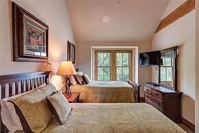 Luxe Alpine Loft Breckenridge Hot Tub