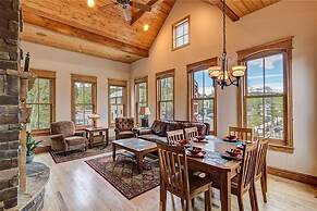 Luxe Alpine Loft Breckenridge Hot Tub