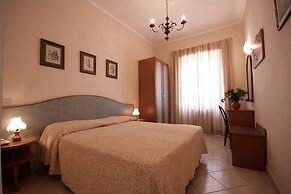 Hotel Monti