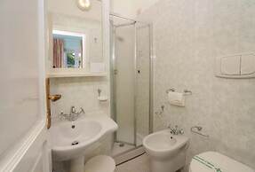 Hotel Pensione Monti