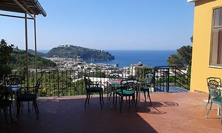 Hotel Pensione Monti