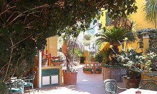 Hotel Pensione Monti