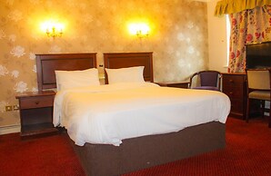 Consort Hotel