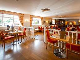 Consort Hotel