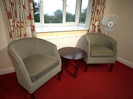 Consort Hotel