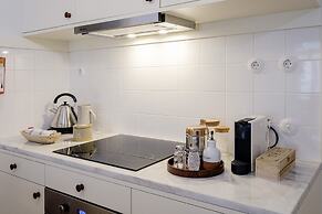 BOUTIQUE Rentals Flores Plaza