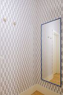 BOUTIQUE Rentals Flores Plaza