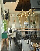 Proof Lounge Hotel