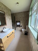 The Dartmoor Lodge