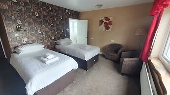 The Dartmoor Lodge