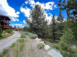 Juniper Crest 7 Private Hot Tub, 2 Car Garage, BBQ, Walk to the Lifts 