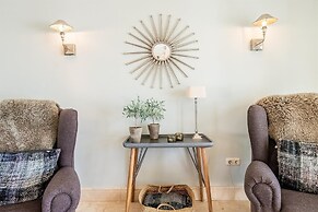 Super Villa Near Beach with Heated Pool