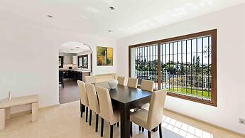 Great Villa Very Close to Best Beach