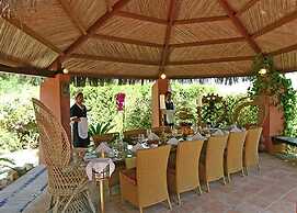 Unique Luxurious and Palacial Villa