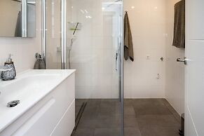 Great Beach Side Villa – Semi Heated Pool