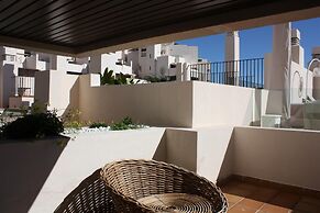 2 Beds Apartment with Private Pool