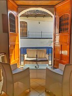 El Club Hotel