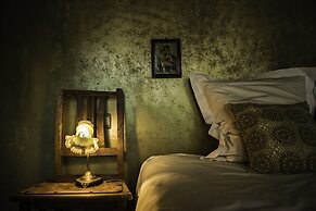 Boulevard Leopold Rooms & Suites