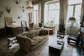 Boulevard Leopold Rooms & Suites