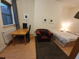 Studio Apartment in South Kensington 16