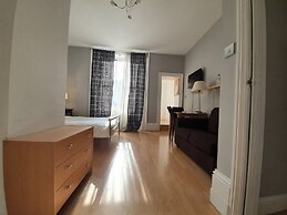Studio Apartment in South Kensington 16
