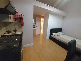 Studio Apartment in South Kensington 16