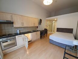 Studio Apartment in South Kensington 16