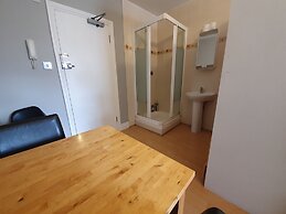 Studio Apartment in South Kensington 16