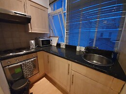 Studio Apartment in South Kensington 16