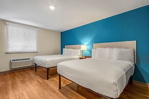 WoodSpring Suites Tamarac