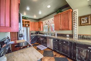 Star Haus DT 292 5 Bedroom Home by RedAwning