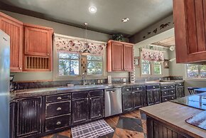 Star Haus DT 292 5 Bedroom Home by RedAwning