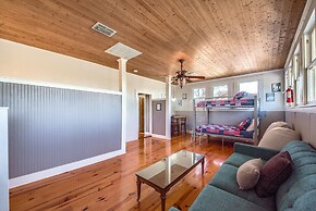 Star Haus DT 292 5 Bedroom Home by RedAwning