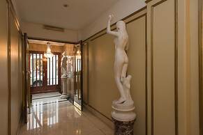 Apartment Rod Pena By Hart