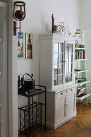 Apartment Rod Pena By Hart