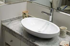 Apartment Rod Pena By Hart