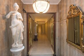 Apartment Rod Pena By Hart