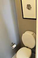 Apartment Rod Pena By Hart