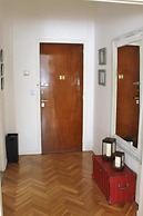 Apartment Rod Pena By Hart