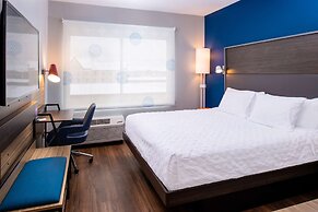 Tru by Hilton Elkhart, IN