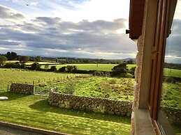 Mourne Country House