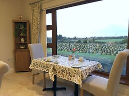 Mourne Country House