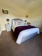 Mourne Country House