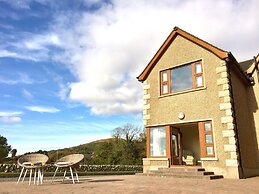 Mourne Country House