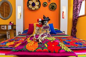 Casa Blanca Boutique & Organic