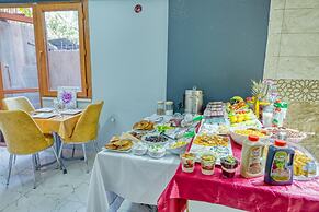 Garth of Balat Hotel