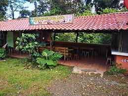 Rio Celeste Family Lodge