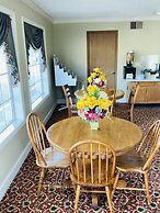 Honeysuckle Inn - Mountain View