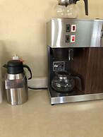 Honeysuckle Inn - Mountain View